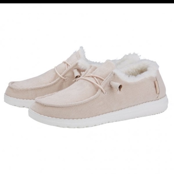 Hey Dude | Shoes | Hey Dudes Womens Fur Lined Cream Size 5 | Poshmark
